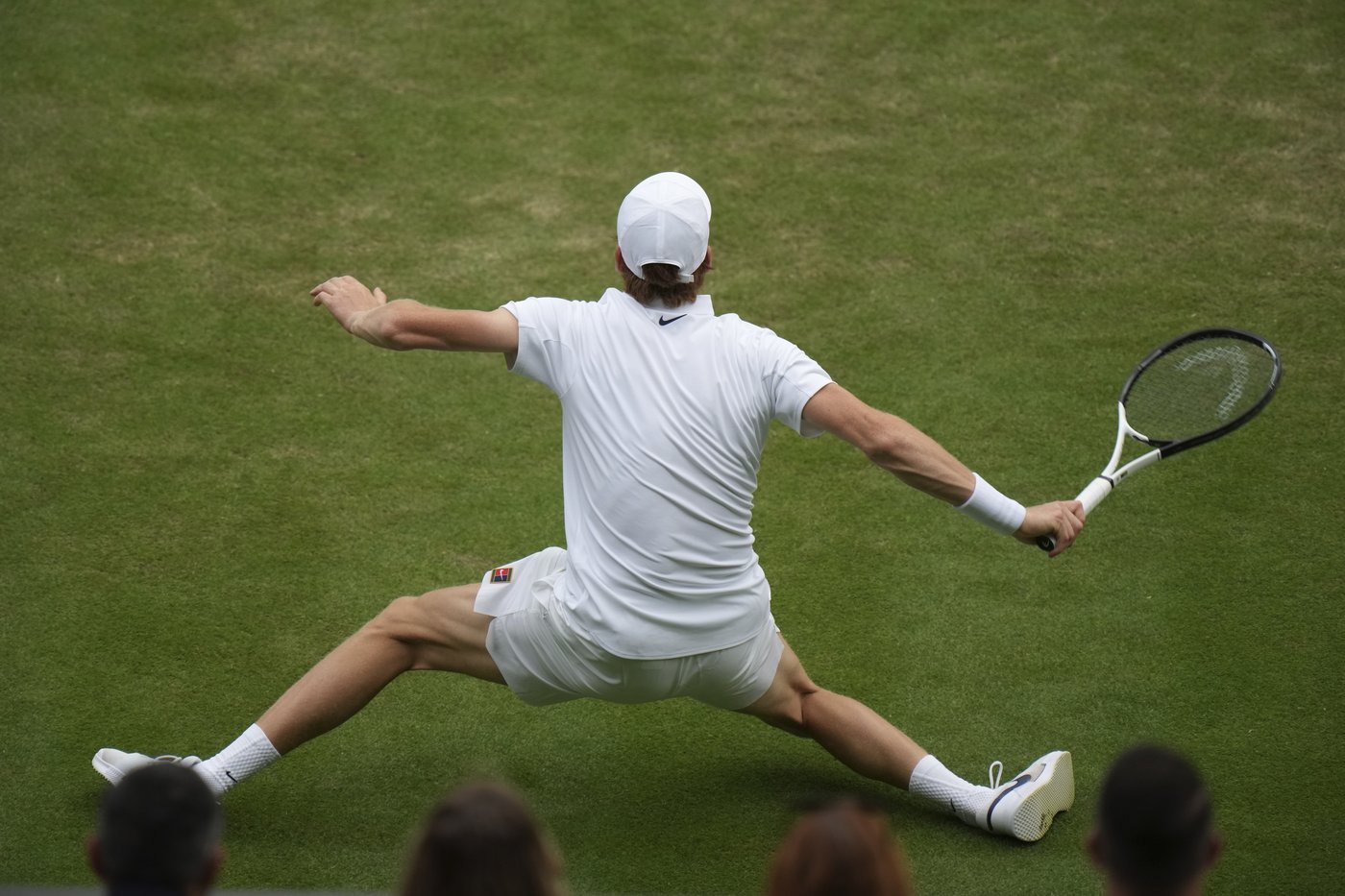 Wimbledon: No. 1 Jannik Sinner moves into the 3rd round with a straight-set victory over Vukic | iNFOnews.ca