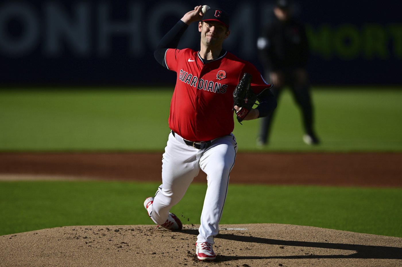 Shohei Ohtani's leadoff homer powers Dodgers to 7-2 win over Guardians | iNFOnews.ca