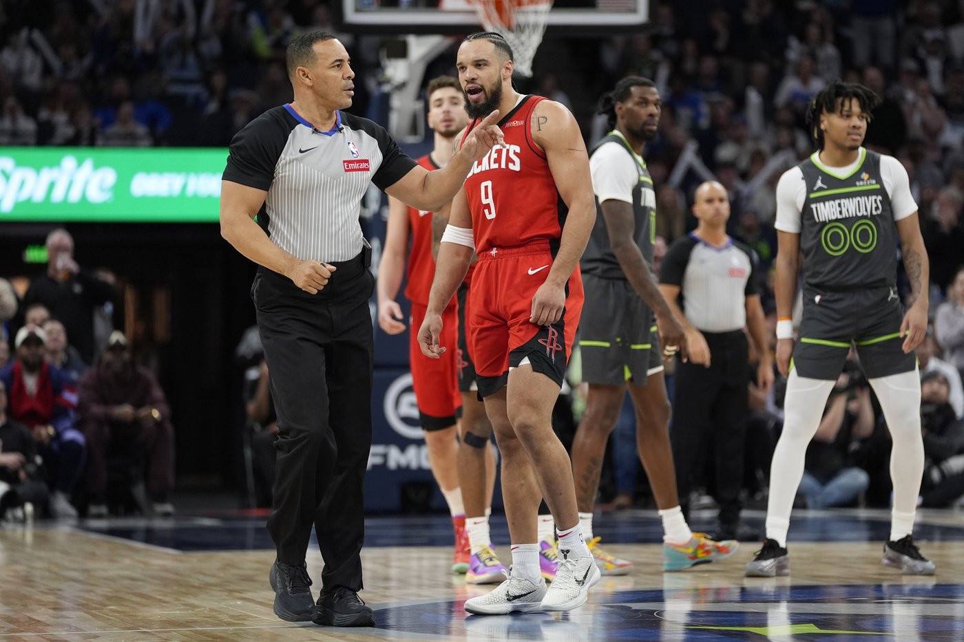 Edwards scores 41 to lift Timberwolves over Houston 127-114 | iNFOnews.ca