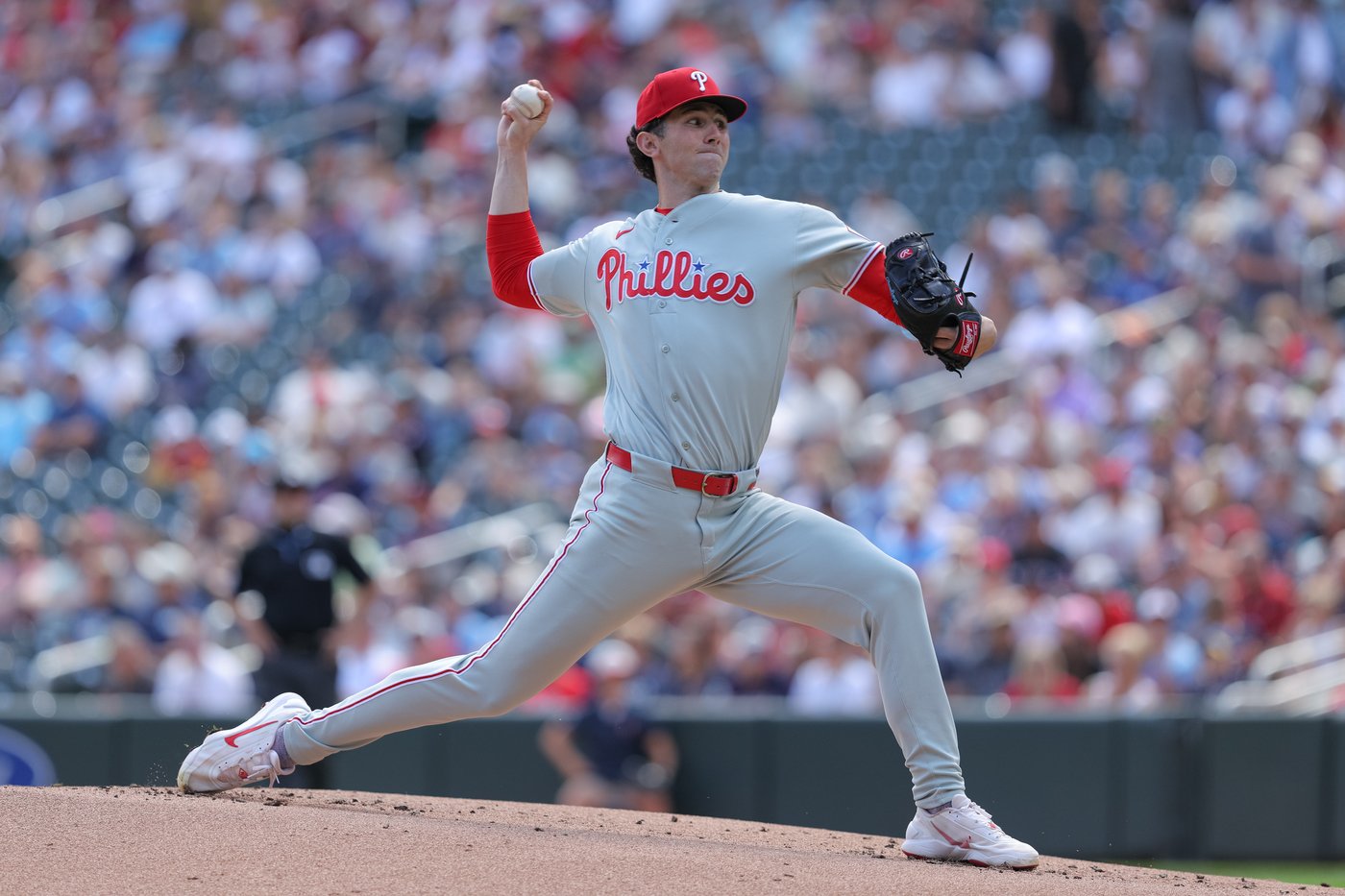 De La Cruz hits go-ahead single, Phillies overcome five-run deficit to beat Minnesota 7-5 | iNFOnews.ca De La Cruz hits go-ahead single, Phillies overcome five-run deficit to beat Minnesota 7-5 | iNFOnews.ca