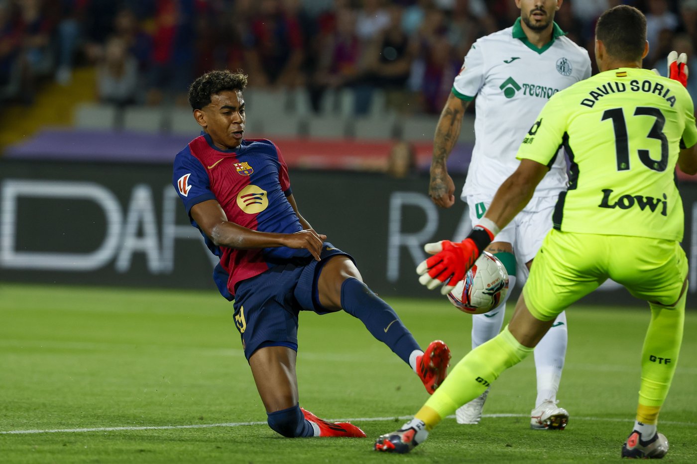 Lewandowski scores his 7th goal to give Barcelona its 7th straight win in Spanish league | iNFOnews.ca Lewandowski scores his 7th goal to give Barcelona its 7th straight win in Spanish league | iNFOnews.ca