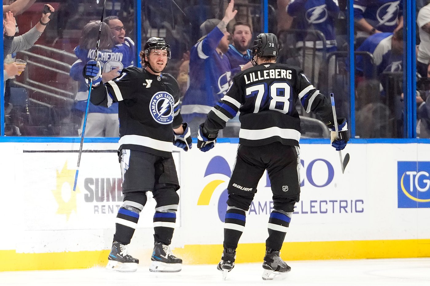 Lightning beat the Bruins 3-1 hours after securing a playoff spot | iNFOnews.ca Lightning beat the Bruins 3-1 hours after securing a playoff spot | iNFOnews.ca