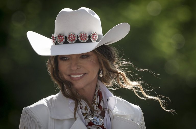 Shania Twain once dreamt of leaving northern Ontario. Now she's singing its praises | iNFOnews.ca