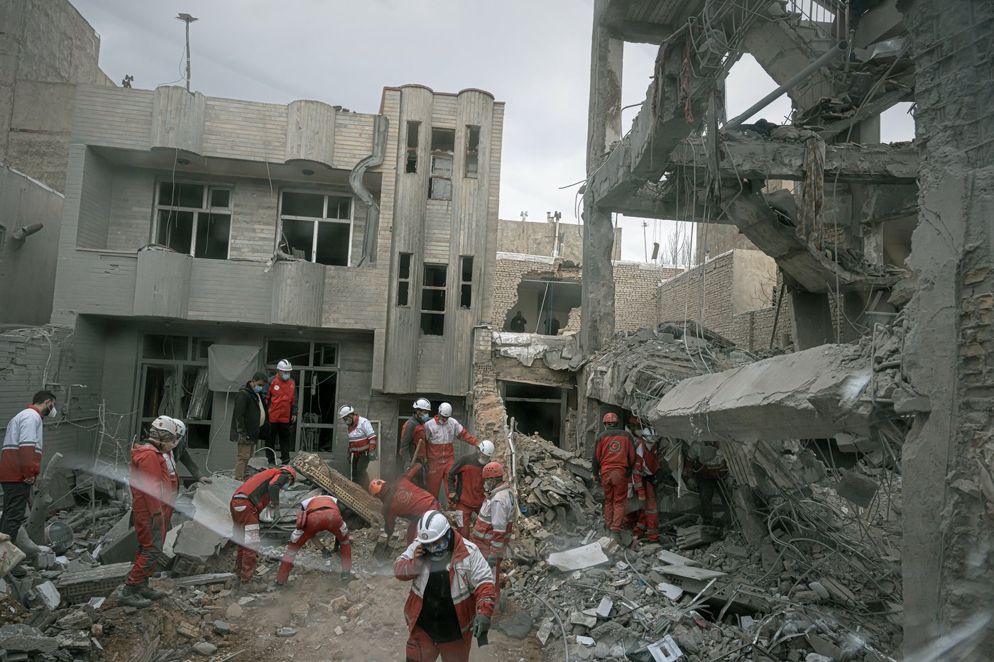 Photos show destruction in northwest Iran after strike hits a residential building | iNFOnews.ca
