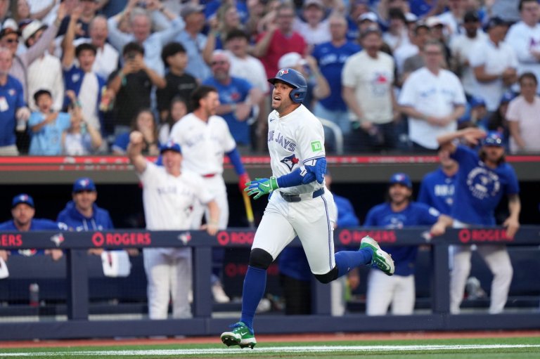 Blue Jays recall outfielder Jonatan Clase as George Springer placed on paternity list | iNFOnews.ca