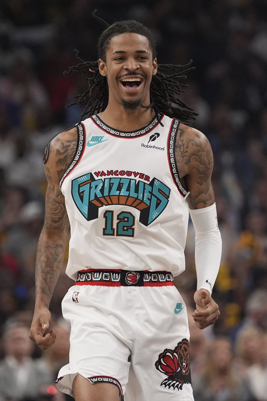 Grizzlies beat the Mavericks 120-106 to set up a 1st-round playoff series with the Thunder | iNFOnews.ca