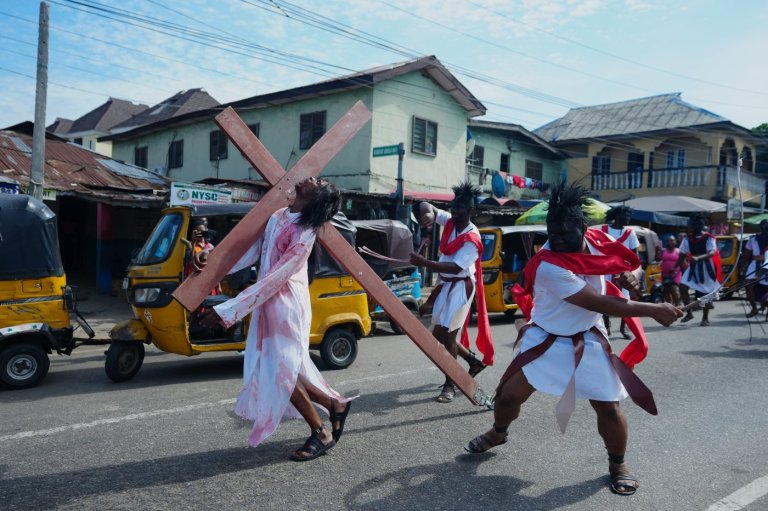 Good Friday around the world, in photos | iNFOnews.ca