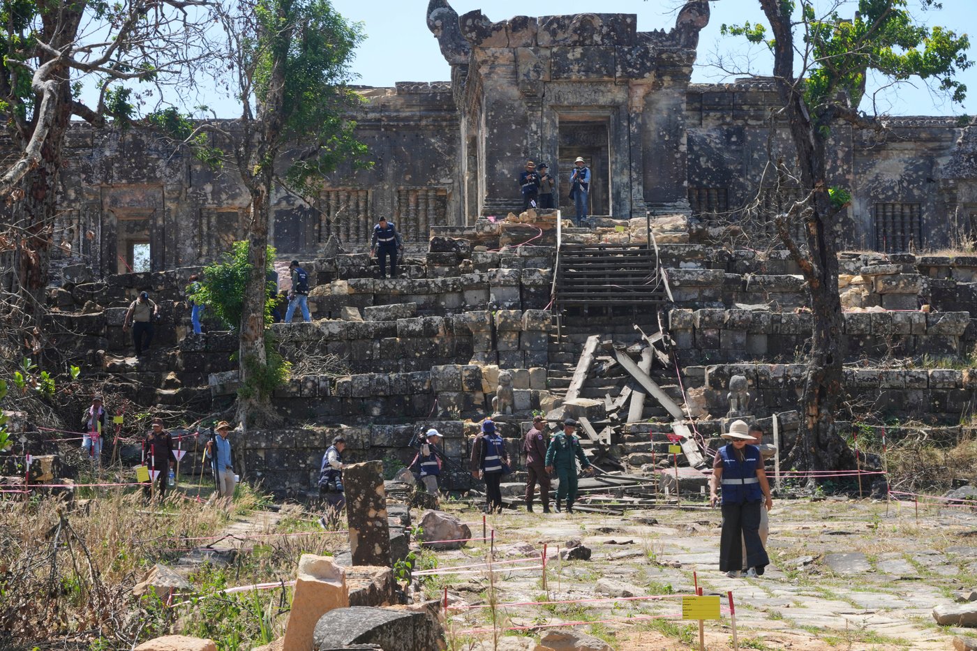 A 1,000-year-old cliff-top temple lies battered after Cambodia-Thailand border clashes | iNFOnews.ca