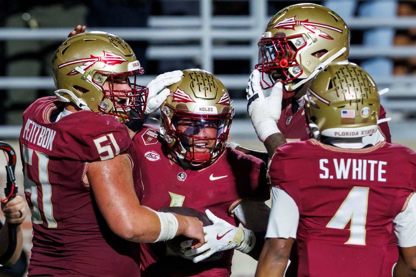 Tommy Castellanos runs for two TDs, passes for another as Florida State routs Virginia Tech 34-14 | iNFOnews.ca