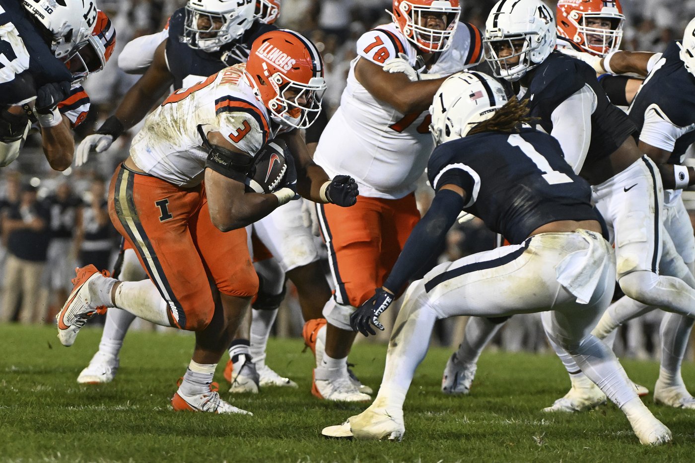Singleton, Allen score TDs as No. 9 Penn State beats No. 19 Illinois 21-7 | iNFOnews.ca