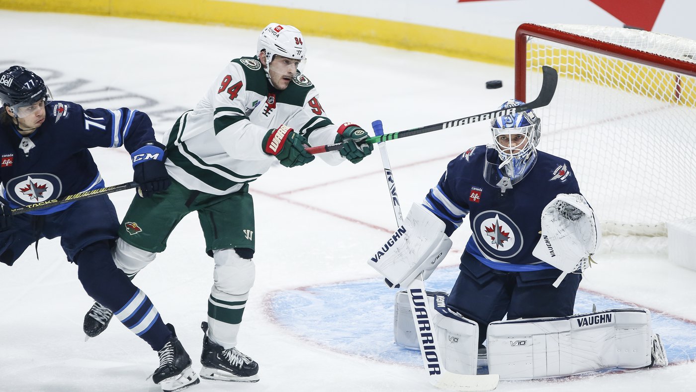 Wallstedt helps Wild knock off Jets 5-2 in pre-season test | iNFOnews.ca