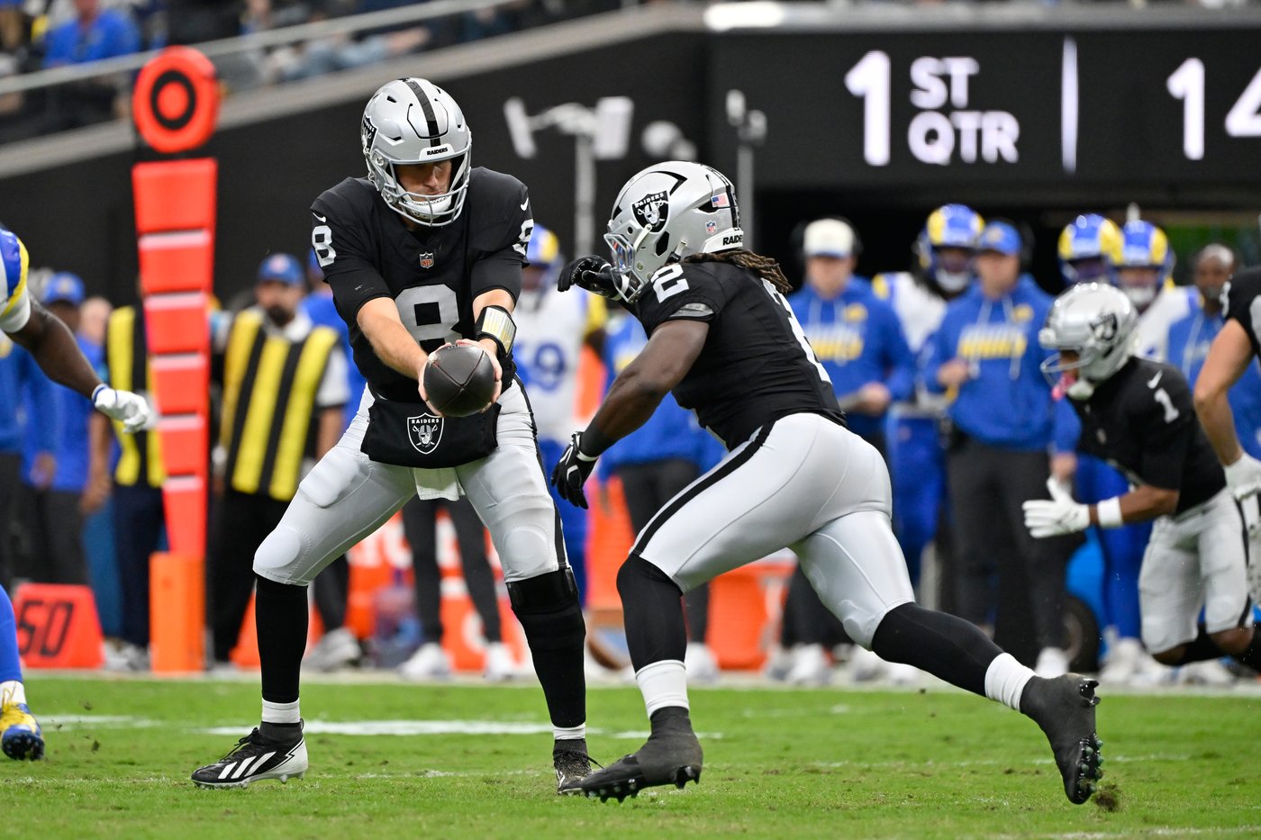 Raiders and Jets will try to stop struggles and quiet some outside noise when they square off Sunday | iNFOnews.ca
