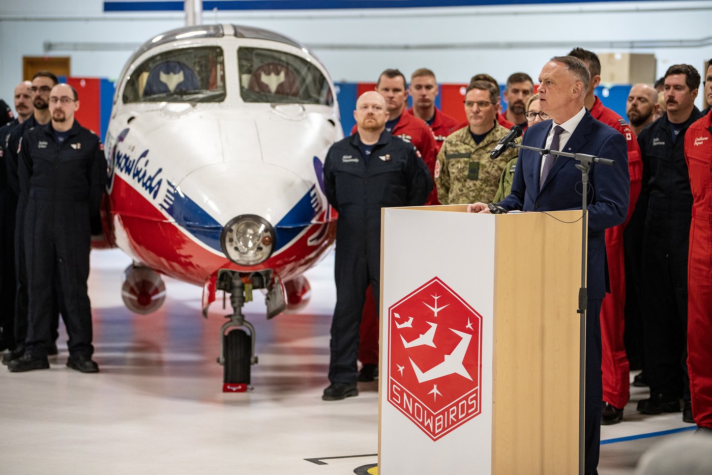 Snowbirds aerobatic team grounded until early 2030s while new planes purchased | iNFOnews.ca Snowbirds aerobatic team grounded until early 2030s while new planes purchased | iNFOnews.ca