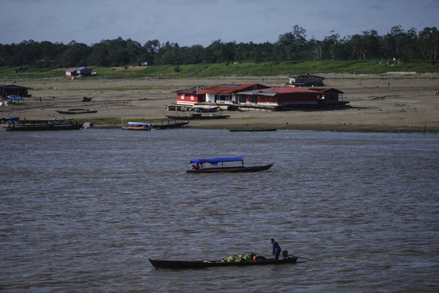 In Colombia, Amazon River's extreme drought falls hard on Indigenous communities | iNFOnews.ca
