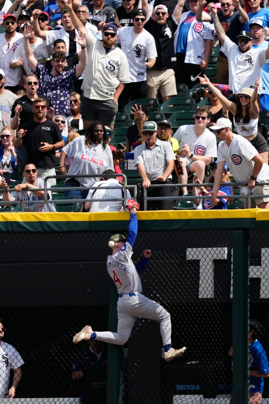 Cubs' Pete Crow-Armstrong apologizes for the words he used during a heated exchange with a fan | iNFOnews.ca Cubs' Pete Crow-Armstrong apologizes for the words he used during a heated exchange with a fan | iNFOnews.ca