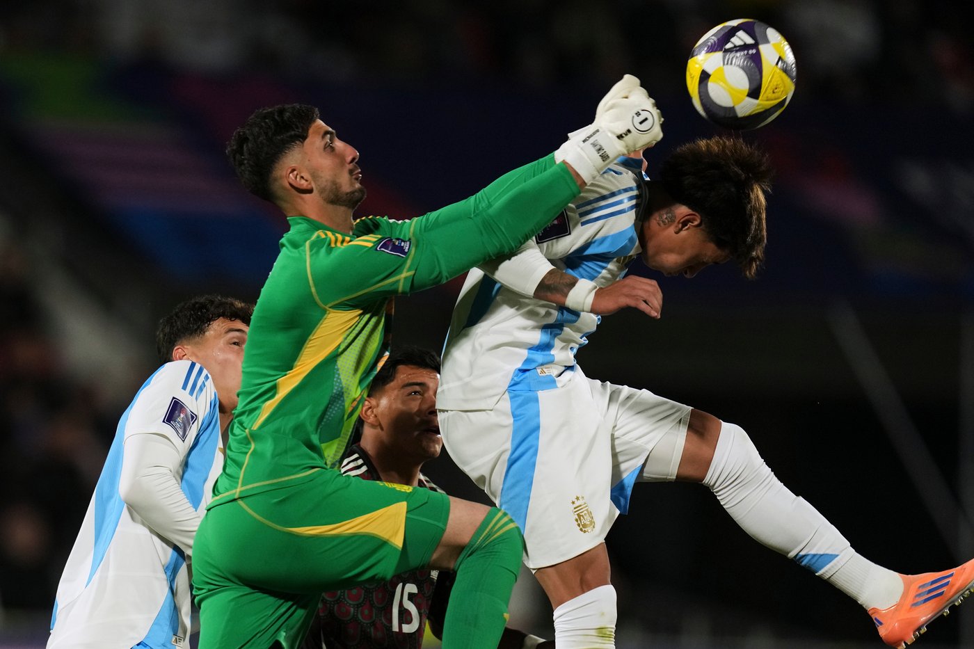 Photo highlights from Week 3 of soccer's U20 World Cup in Chile | iNFOnews.ca
