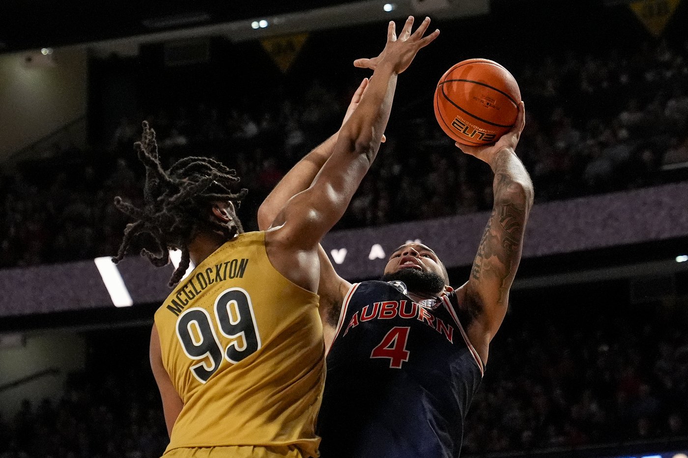 Top-ranked Auburn snaps back with a win over Vanderbilt | iNFOnews.ca Top-ranked Auburn snaps back with a win over Vanderbilt | iNFOnews.ca