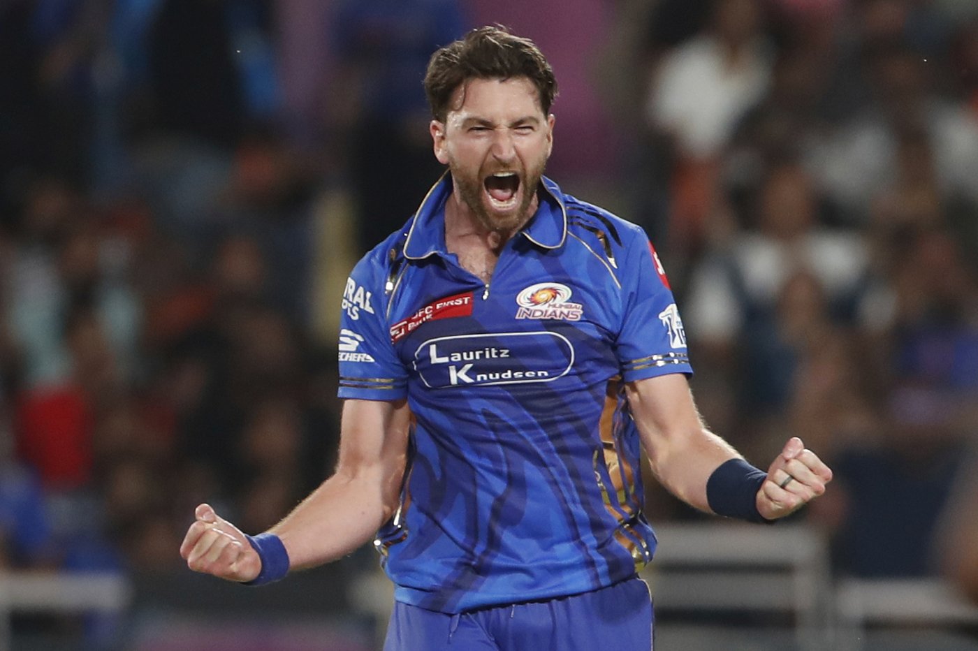 Mumbai Indians advance in IPL playoffs and knock out Gujarat Titans | iNFOnews.ca Mumbai Indians advance in IPL playoffs and knock out Gujarat Titans | iNFOnews.ca