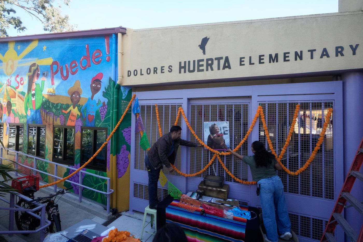 Dolores Huerta's death sparks an outpouring from allies and admirers | iNFOnews.ca