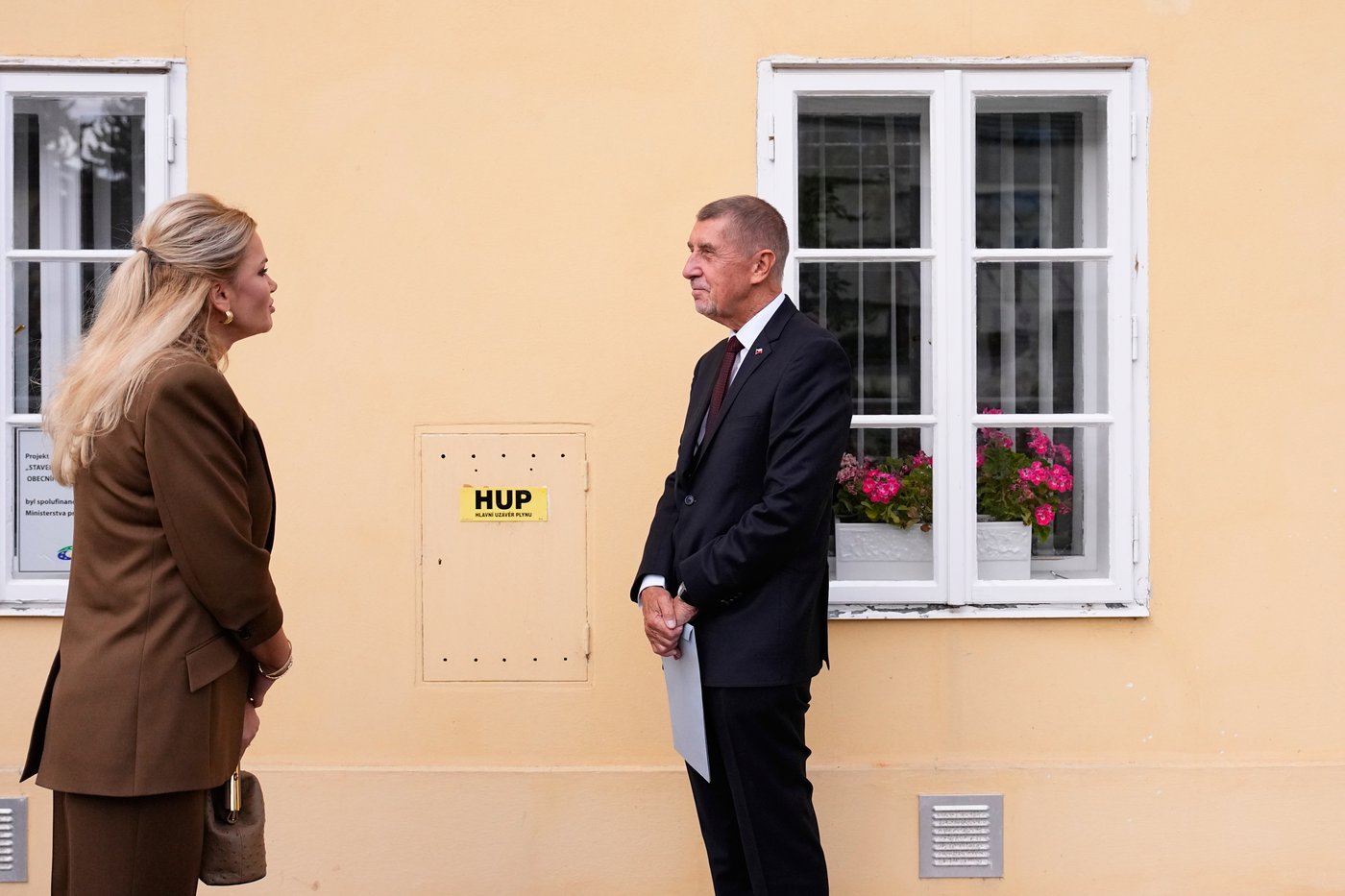 Pro-Western opposition keeps control of Czech Senate after big election gains | iNFOnews.ca