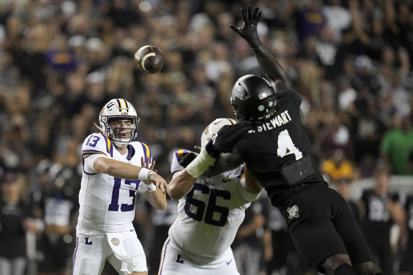 Well-rested No. 11 Alabama and No. 14 LSU square off, trying to maintain SEC and playoff hopes | iNFOnews.ca