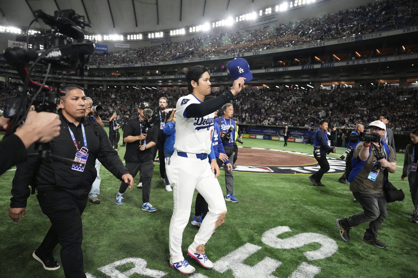 Shohei Ohtani came home as a national hero, and he didn't let Japan down at the Tokyo Series | iNFOnews.ca Shohei Ohtani came home as a national hero, and he didn't let Japan down at the Tokyo Series | iNFOnews.ca