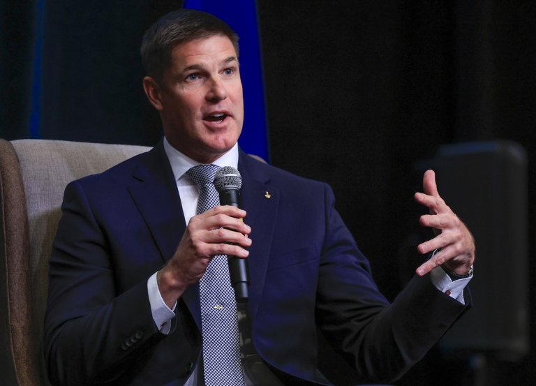 Carney appoints astronaut Jeremy Hansen to advise government on new space strategy | iNFOnews.ca