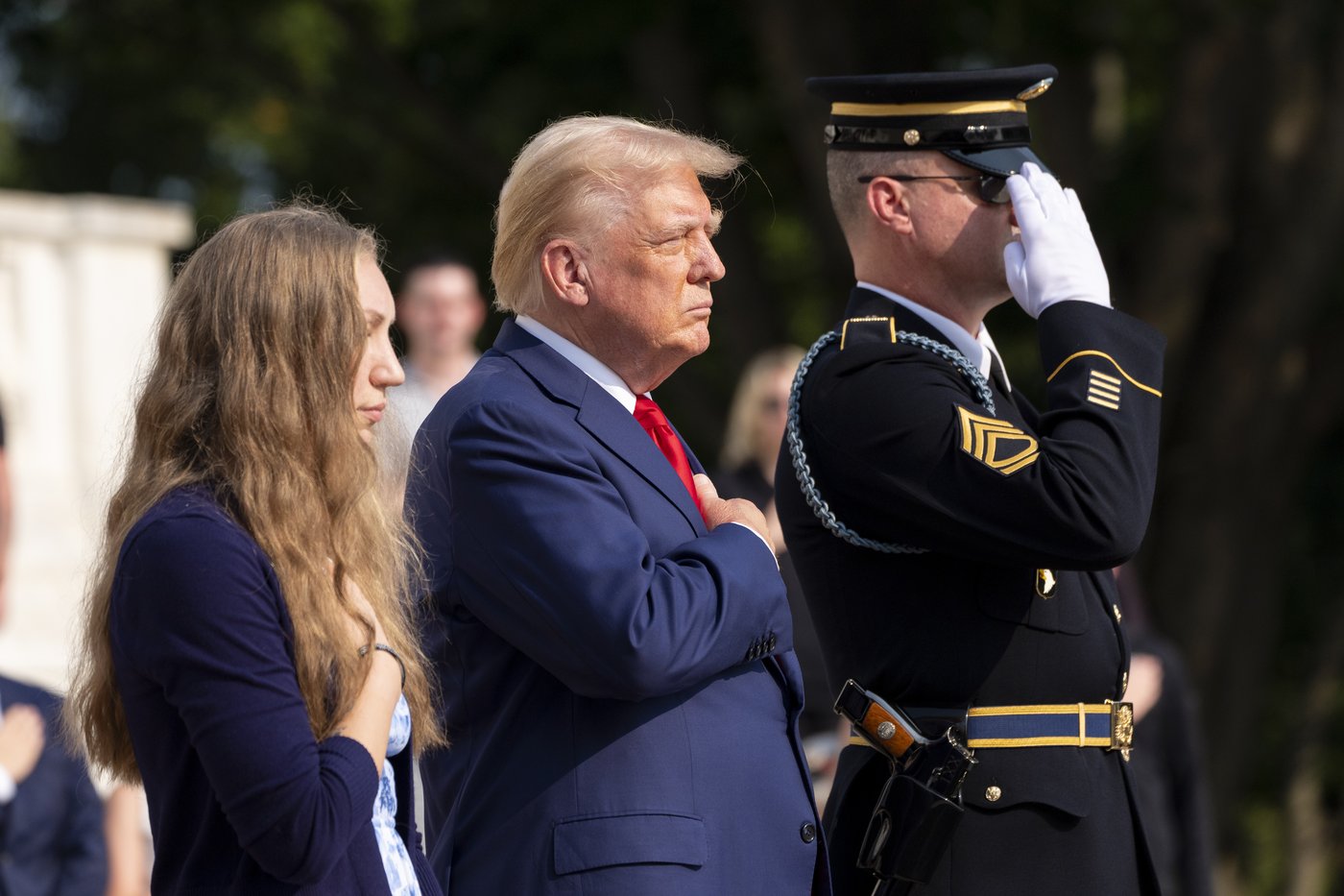 Army releases redacted police report on altercation during Trump's Arlington cemetery visit | iNFOnews.ca