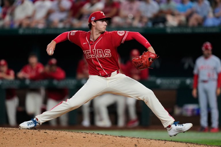 Texas Rangers put relievers Cole Winn and Peyton Gray on 15-day injured list | iNFOnews.ca