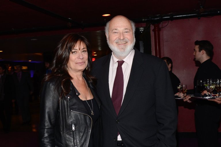 New indictment alleges Nick Reiner was lying in wait before killing parents Rob and Michele Reiner | iNFOnews.ca