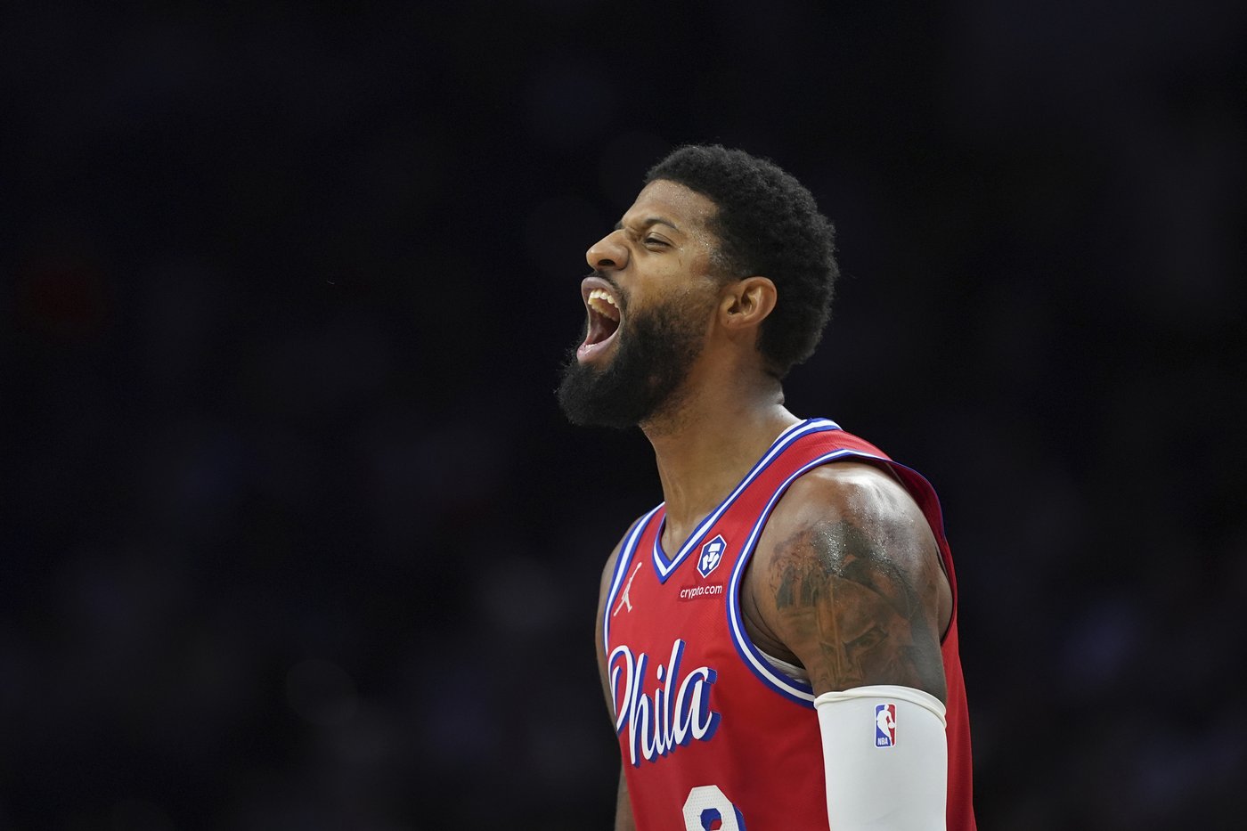 Paul George has 21 points and 9 assists in the 76ers' 102-94 victory over the Magic | iNFOnews.ca