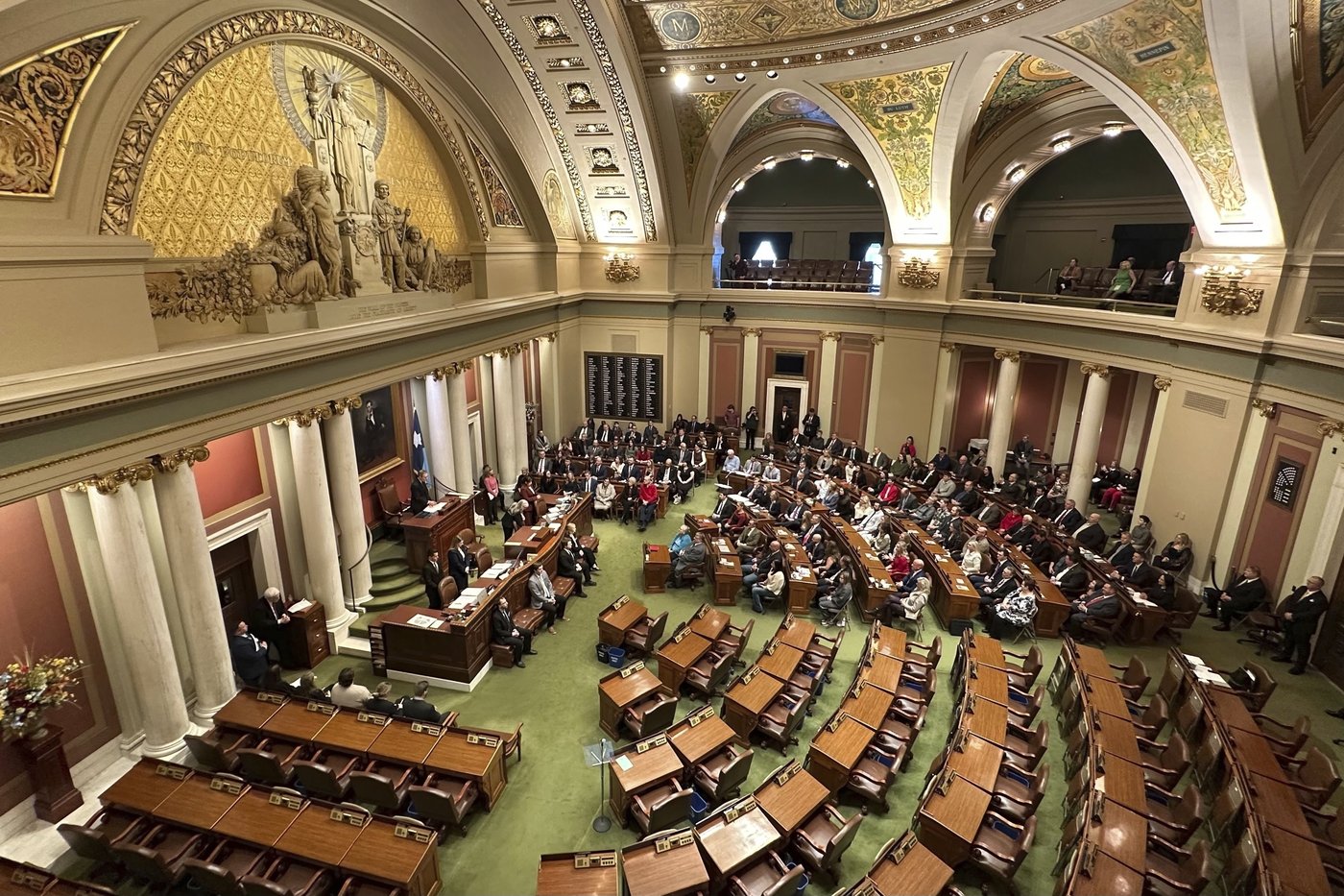 Minnesota Democrats ask state Supreme Court to resolve state House power struggle | iNFOnews.ca