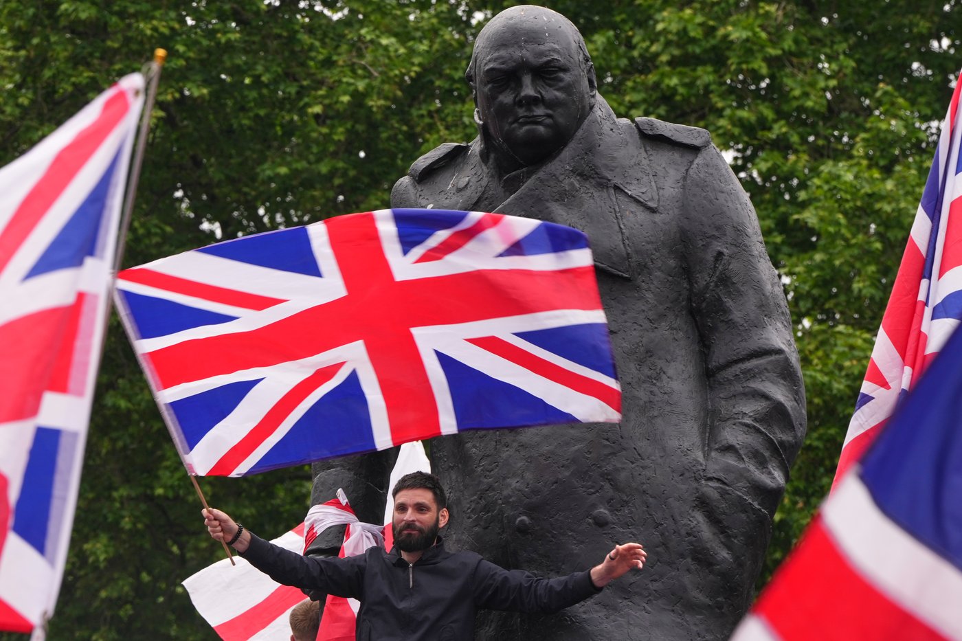 London police were out in force to deal with rival rallies and a soccer final | iNFOnews.ca London police were out in force to deal with rival rallies and a soccer final | iNFOnews.ca