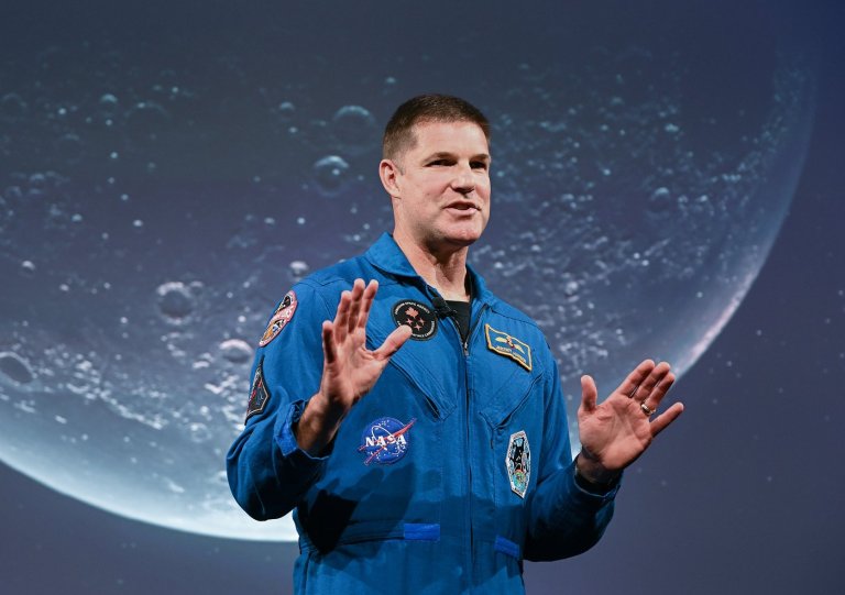 Astronaut Jeremy Hansen fields kids' queries ahead of Artemis II launch opening | iNFOnews.ca