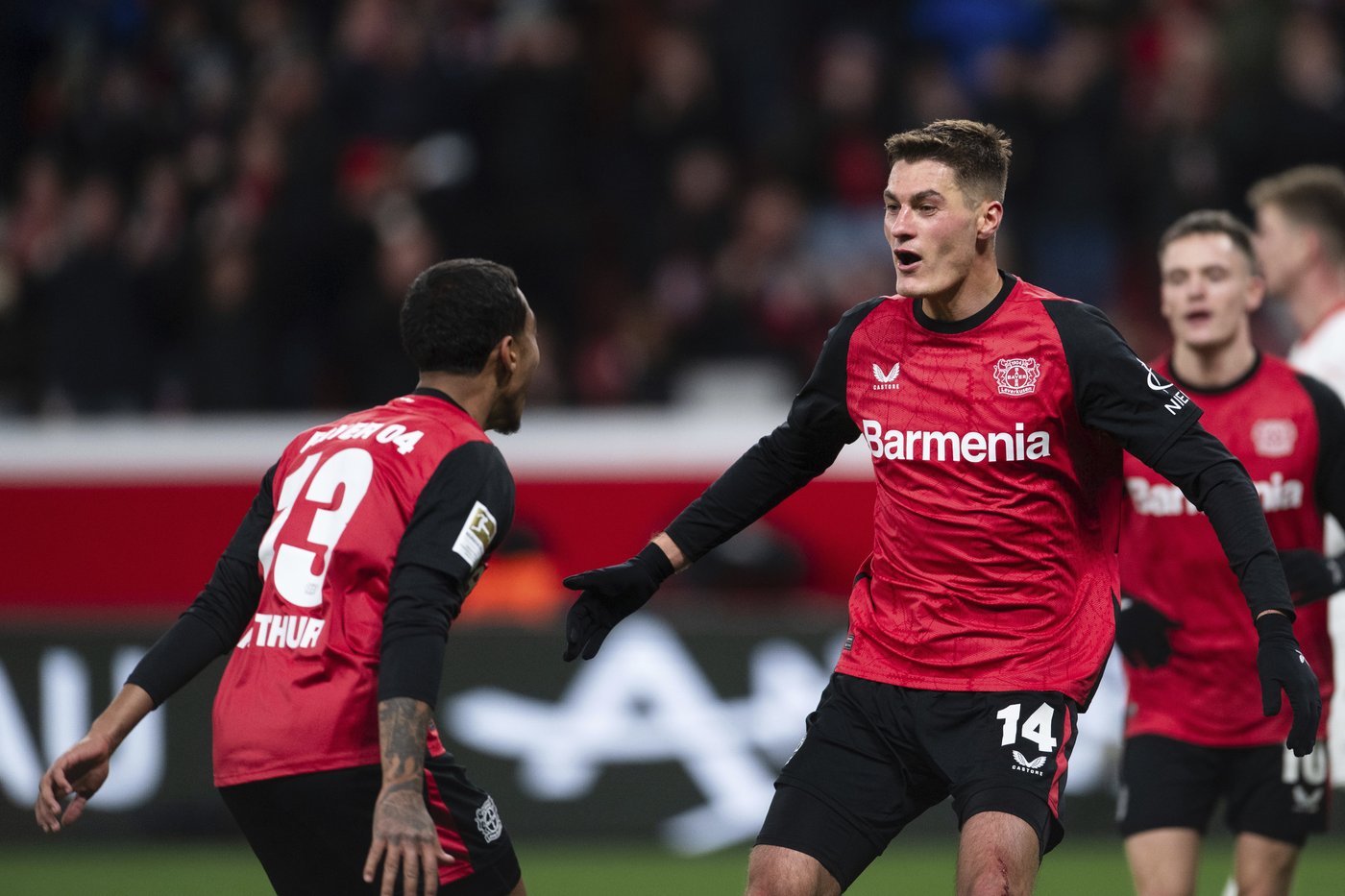 Schick hat trick helps Leverkusen cover defensive lapses. Frankfurt and Dortmund win in Bundesliga | iNFOnews.ca