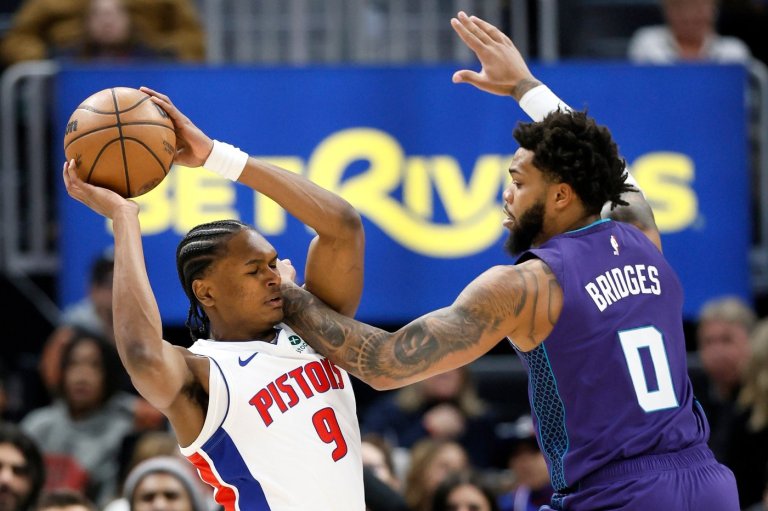Cunningham has triple-double, Duren gets double-double to lead Pistons to 112-86 win over Hornets | iNFOnews.ca