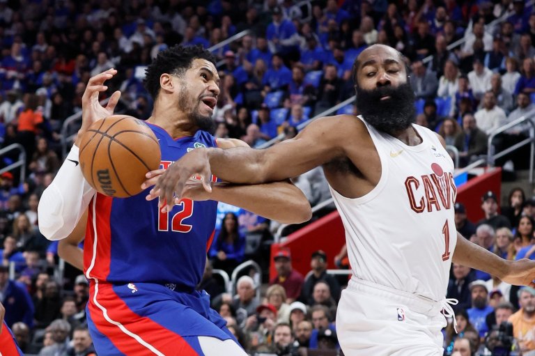 James Harden scores 30 and Cavaliers rally past Pistons 117-113 in OT for 3-2 series lead | iNFOnews.ca