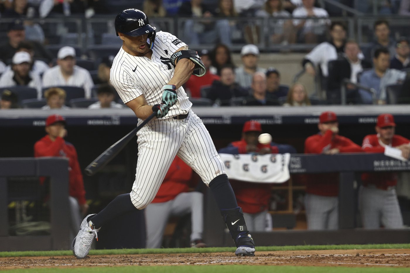 Giancarlo Stanton makes season debut for Yankees after missing first 70 games | iNFOnews.ca Giancarlo Stanton makes season debut for Yankees after missing first 70 games | iNFOnews.ca