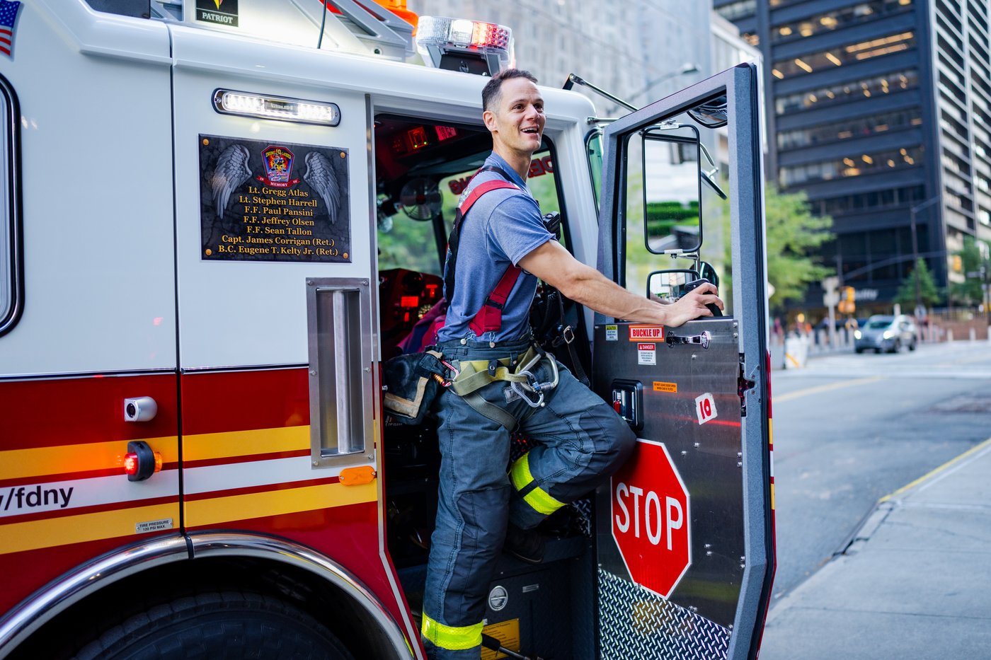 A NYC firehouse was first to respond on 9/11. 25 years on, Sal Argano is the last still on staff | iNFOnews.ca
