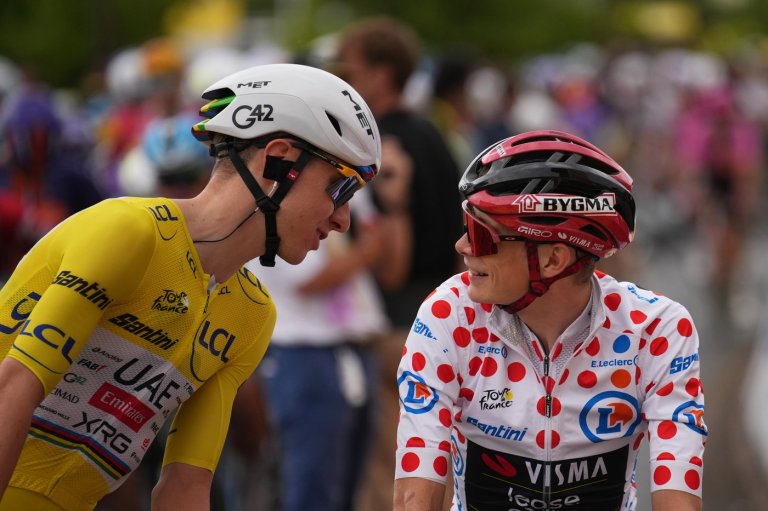 Injured Jonas Vingegaard ends season following Tour de France crash | iNFOnews.ca