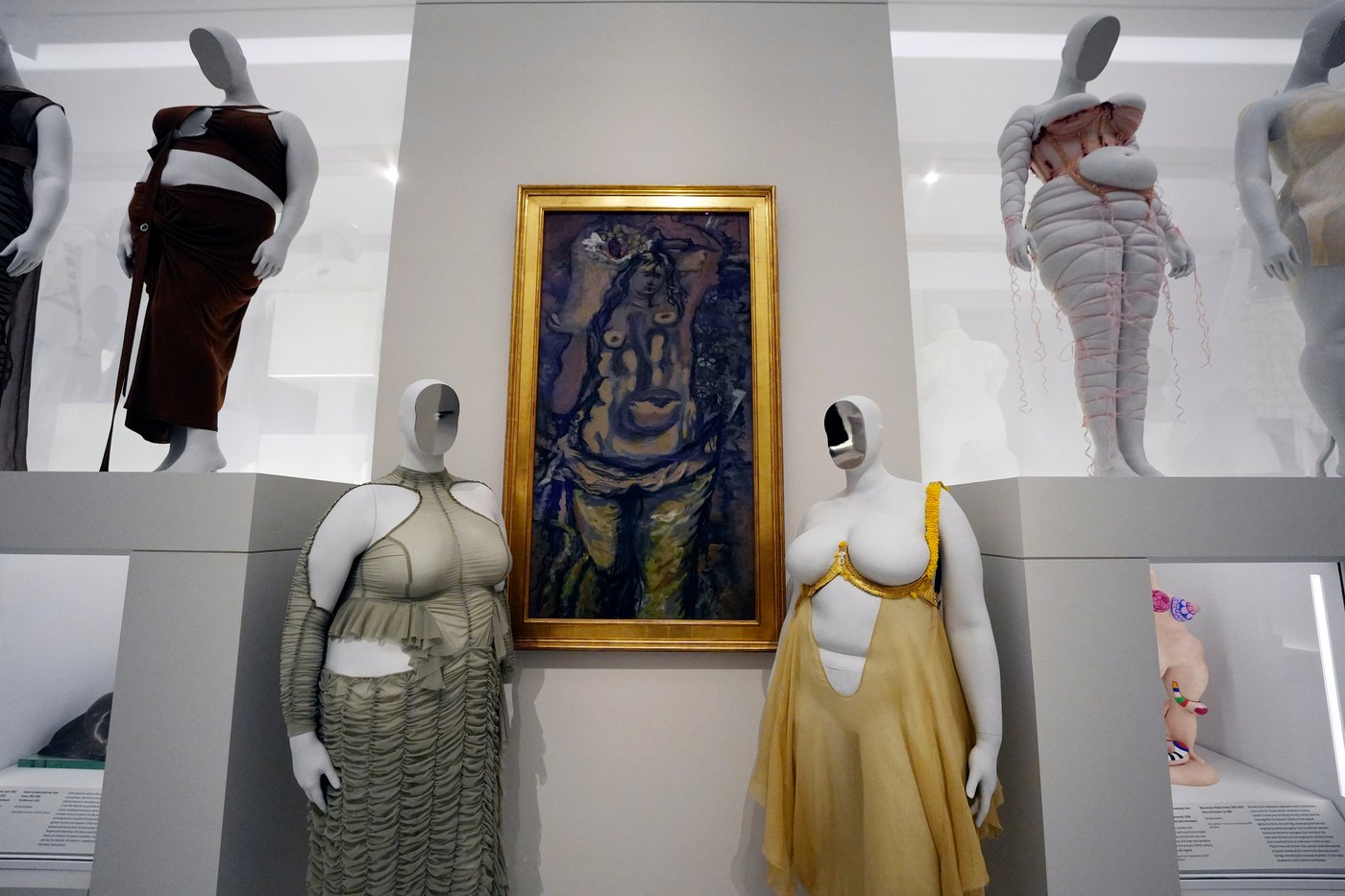 New Met Gala fashion exhibit seeks to ‘reclaim’ body types that art history has ignored | iNFOnews.ca New Met Gala fashion exhibit seeks to ‘reclaim’ body types that art history has ignored | iNFOnews.ca