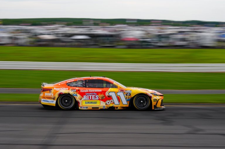 Denny Hamlin wins the NASCAR Cup race at Pocono for his third straight victory | iNFOnews.ca