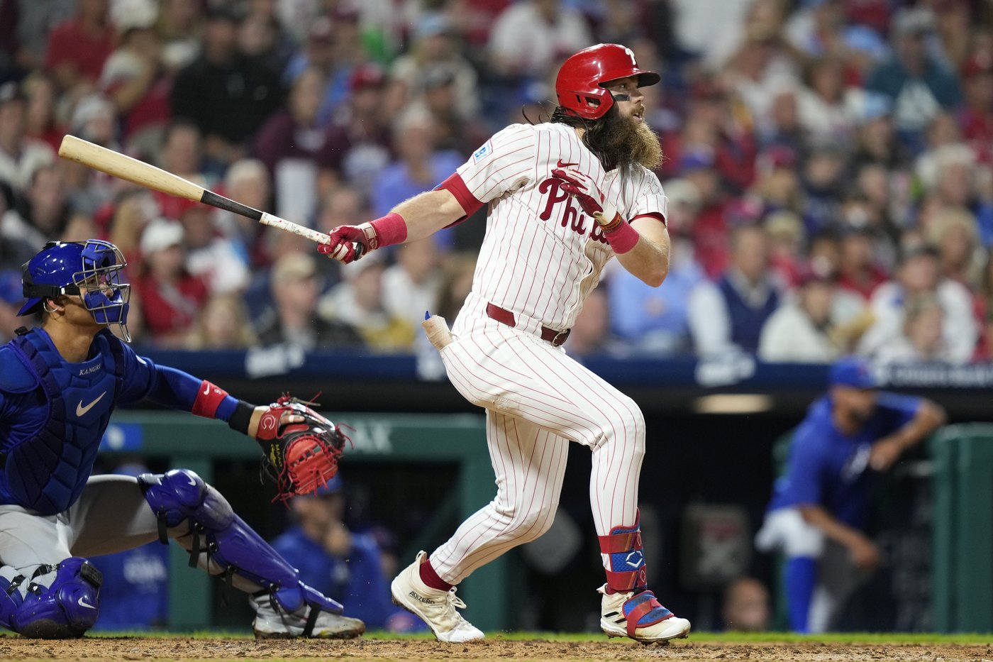 Castellanos homers as the Phillies beat the Cubs 9-6 and clinch first-round bye in playoffs | iNFOnews.ca