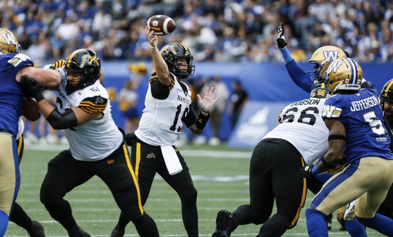 Mitchell tosses three TDs in Ticats' 37-27 win over Blue Bombers | iNFOnews.ca