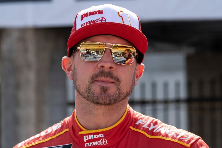 Michael Annett, who made 436 combined starts in NASCAR’s 3 national touring series, dies at 39 | iNFOnews.ca