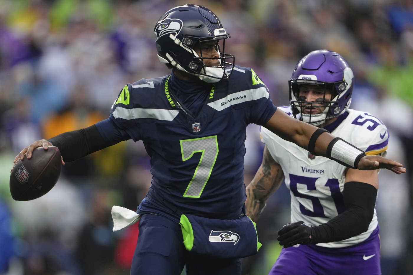Sam Darnold and Justin Jefferson lead surging Vikings past Seahawks 27-24 | iNFOnews.ca