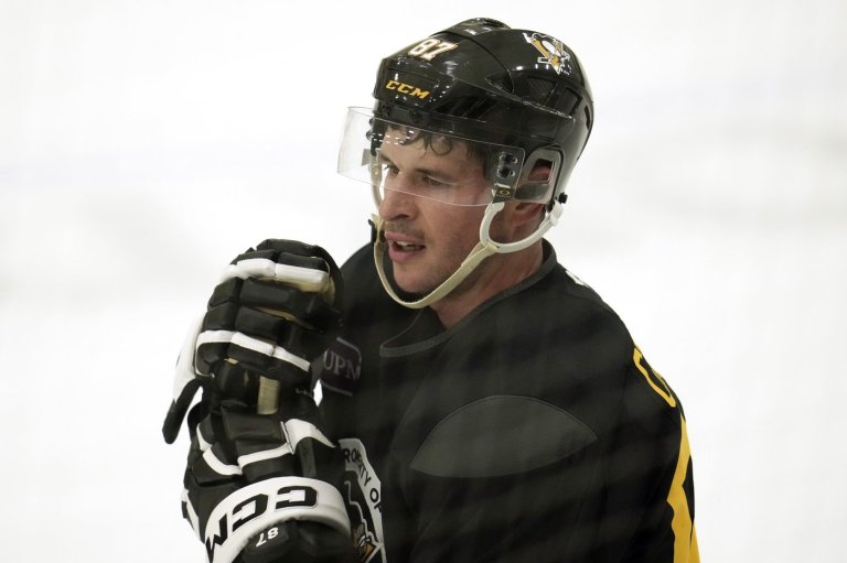 'Going to be different': NHLers talk new training camp realities | iNFOnews.ca