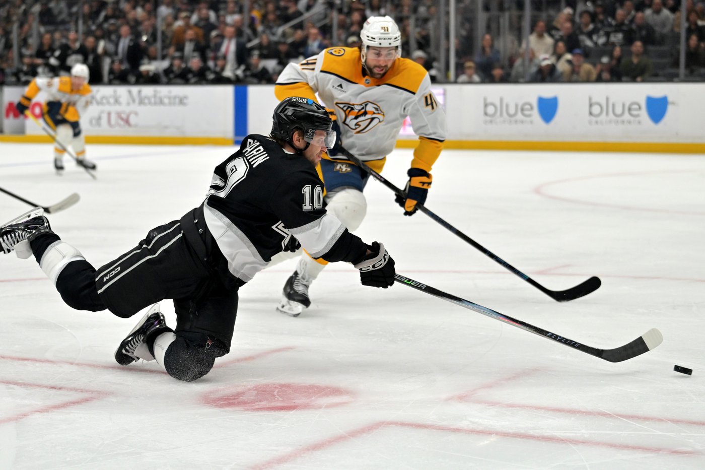 Luke Evangelista ends shootout in 8th round, Predators tighten playoff race with 5-4 win over Kings | iNFOnews.ca