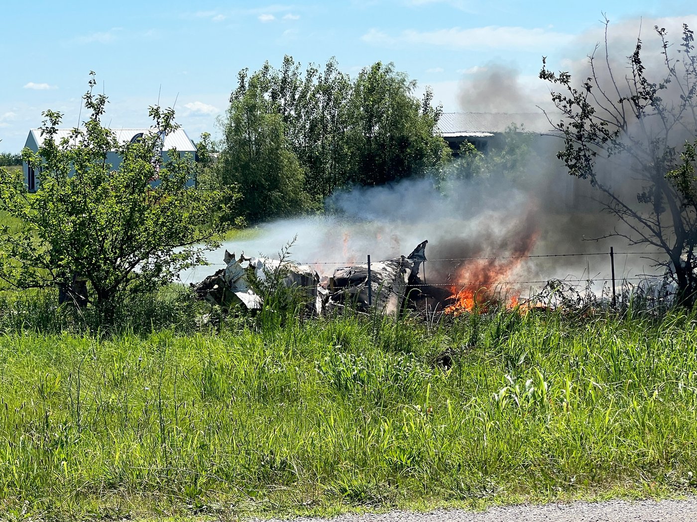 12 dead in crash of plane on skydiving outing in Missouri, authorities say | iNFOnews.ca