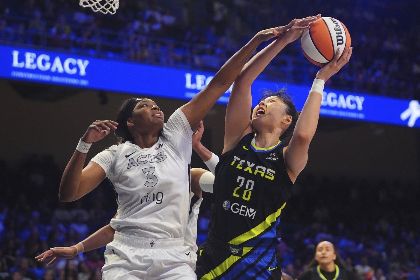 Young scores 24 points, Loyd and Bell switch roles and Aces roll past Wings 106-80 | iNFOnews.ca